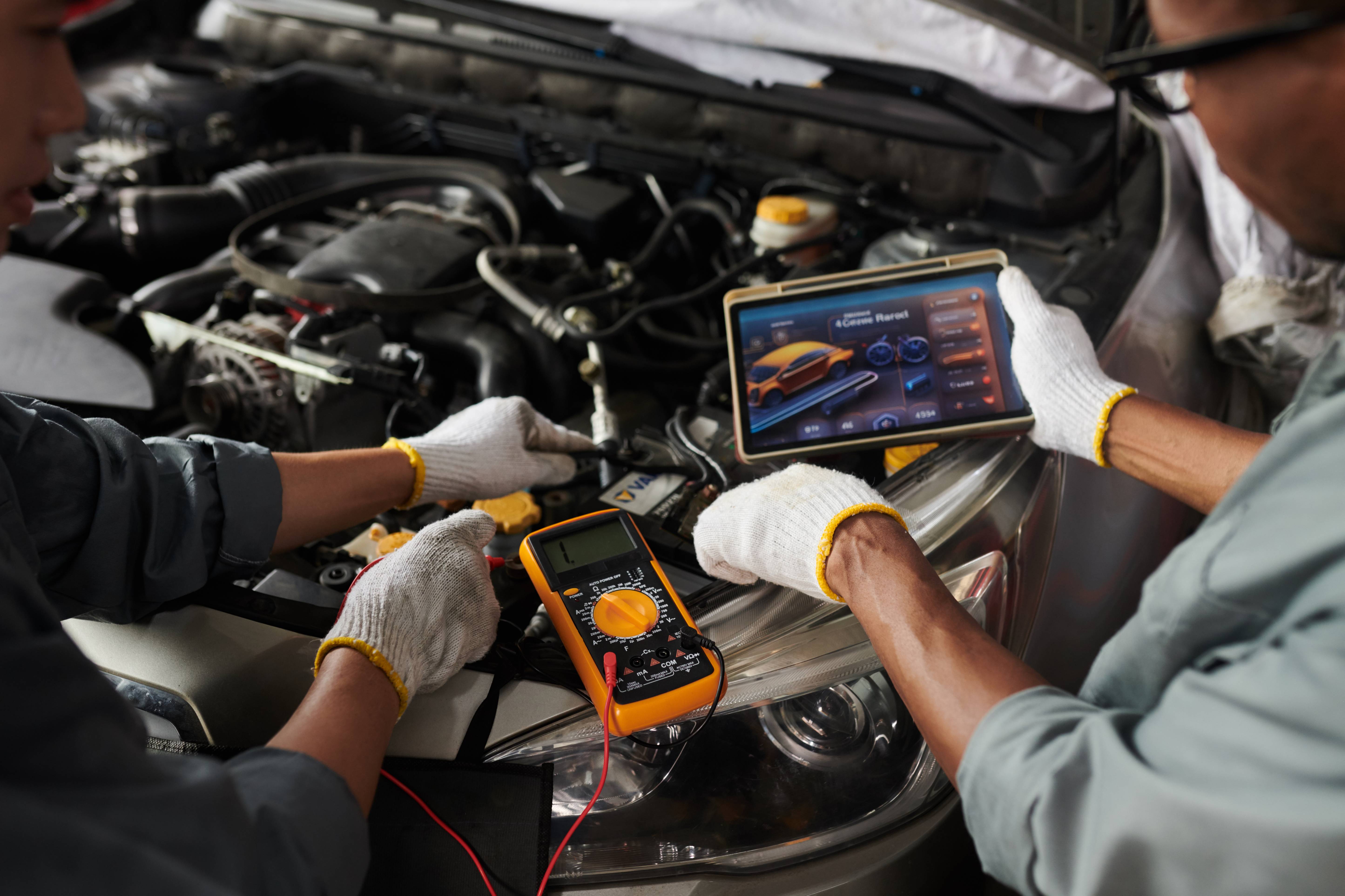 Top Diagnostic Tools for Mechanics and DIY Users